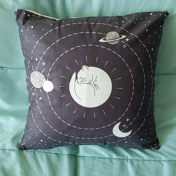Galaxy Cat Pillow - Picture 5 of 6